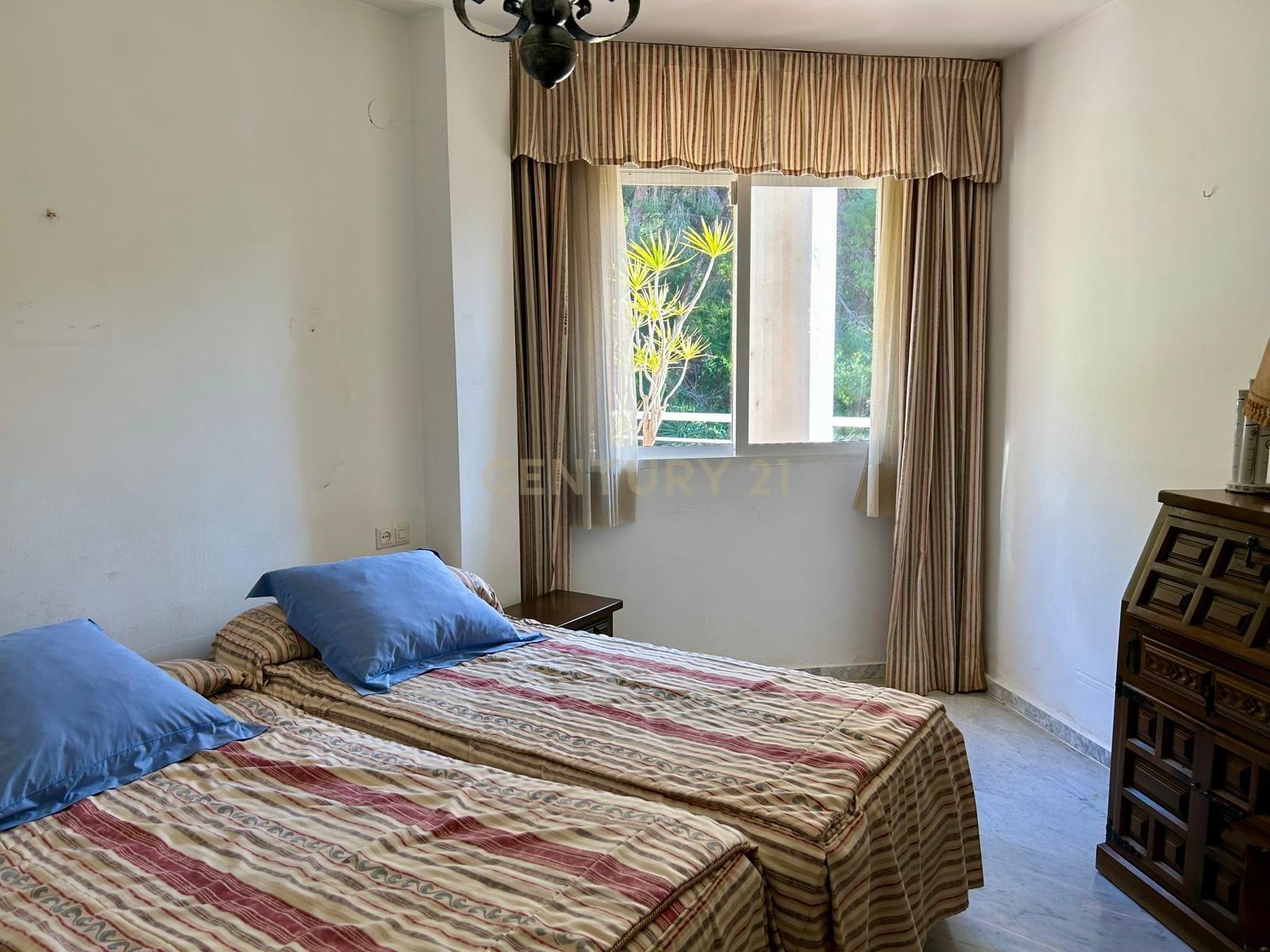 Apartamento T4 à venda em Cerrado de Calderón, Málaga. Urbanização Los Eucaliptos - Image 9